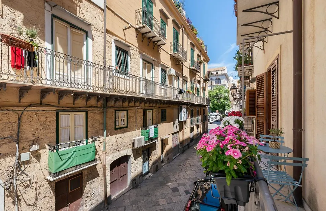 Le Porte del Kassaro - Palermo Centro Storico Design Apartments&Balcony-1